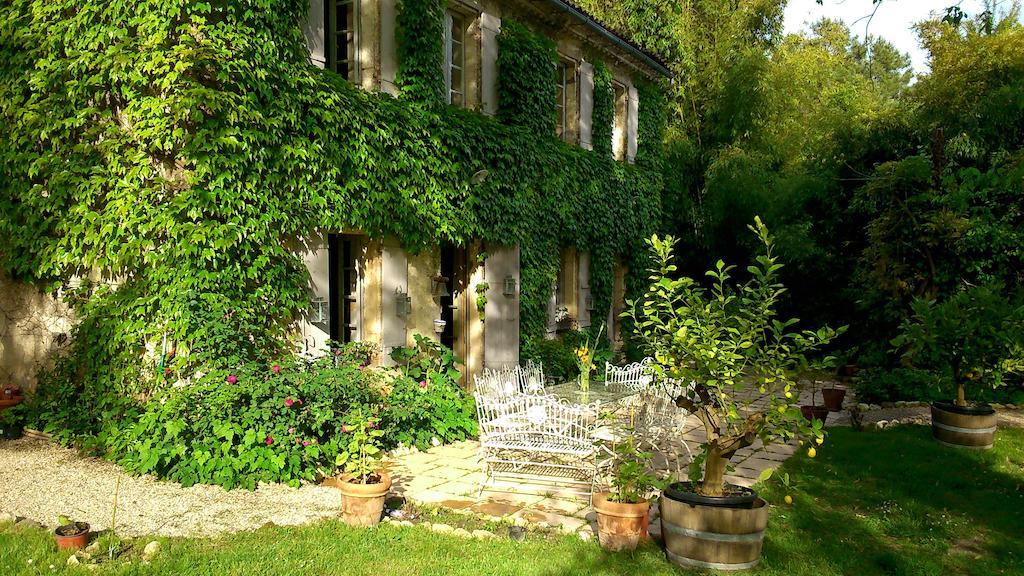 Chambre D'Hotes Le Moulin De Moulis Exterior foto